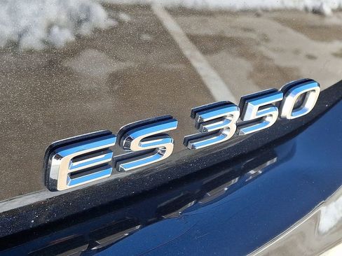 Used 2022 Lexus ES 350 w/ Premium Package image 30
