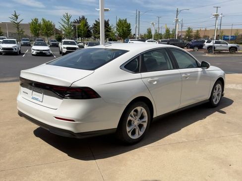 New 2026 Honda Accord LX image 5