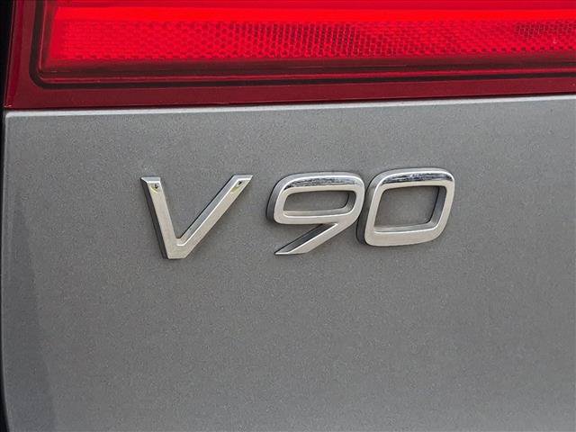 Used 2018 Volvo V90 T5 R-Design FWD image 25