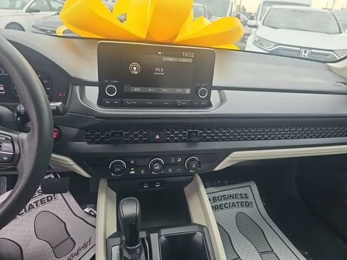 Used 2024 Honda Accord LX image 17
