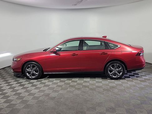 Certified 2024 Honda Accord EX image 9