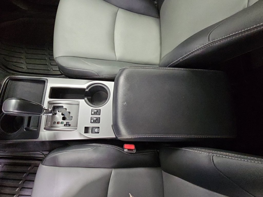 Used 2024 Toyota 4Runner SR5 Premium w/ Moonroof Package RWD image 22