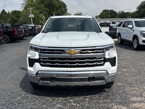 Used 2024 Chevrolet Silverado 1500 LTZ w/ LTZ Premium Package AWD/4WD image 2