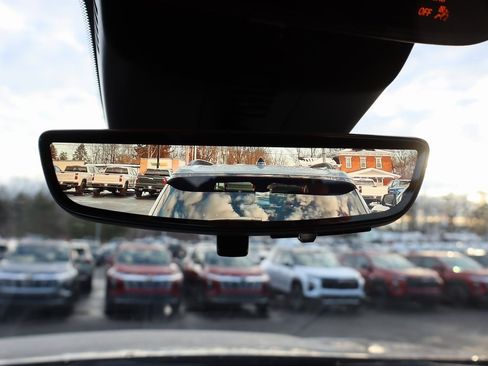 New 2026 Chevrolet Traverse Z71 image 17