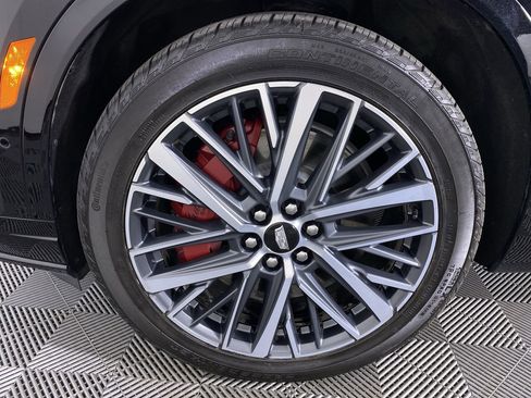 Certified 2024 Cadillac XT6 Sport w/ Technology Package image 17