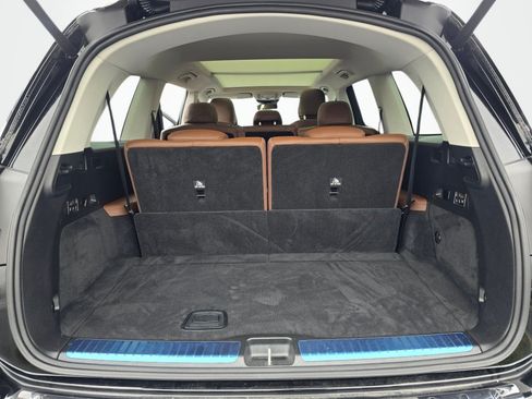 Used 2026 Mercedes-Benz GLS 450 4MATIC image 12