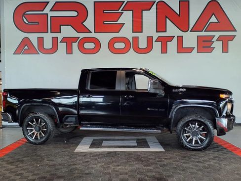 Used 2022 Chevrolet Silverado 2500 LT w/ Convenience Package AWD/4WD image 1