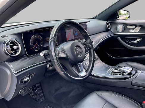 Used 2018 Mercedes-Benz E 300 image 15