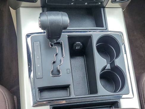 Used 2013 RAM 1500 Outdoorsman image 15