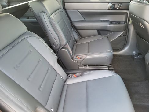 New 2026 Hyundai Santa Fe Calligraphy image 10