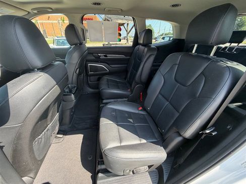 Used 2020 Kia Telluride EX w/ EX Premium Package FWD image 14