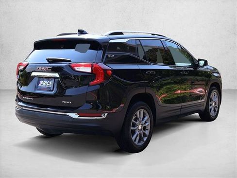 Used 2024 GMC Terrain SLT AWD/4WD image 6