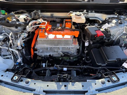 Used 2024 Honda Prologue EX image 8