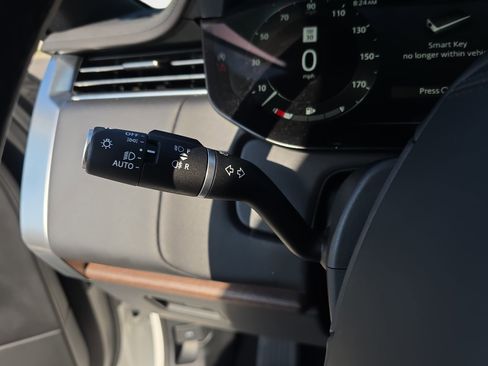 Used 2023 Land Rover Range Rover SE AWD/4WD image 27