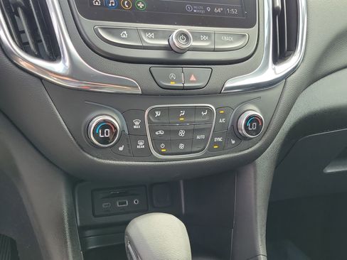 Used 2024 Chevrolet Equinox LT image 27