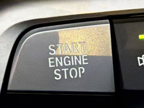 Used 2025 BMW X2 xDrive28i image 36