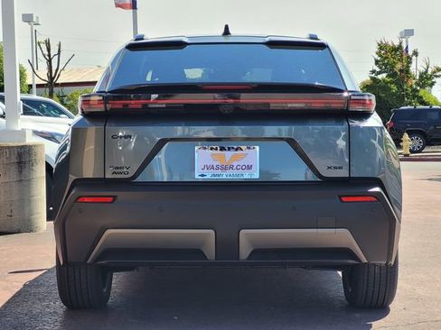 New 2026 Toyota C-HR image 6