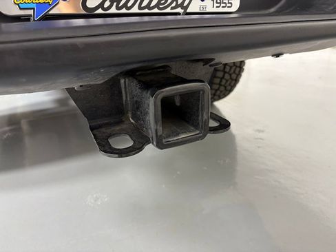 Used 2021 Jeep Gladiator Sport image 38