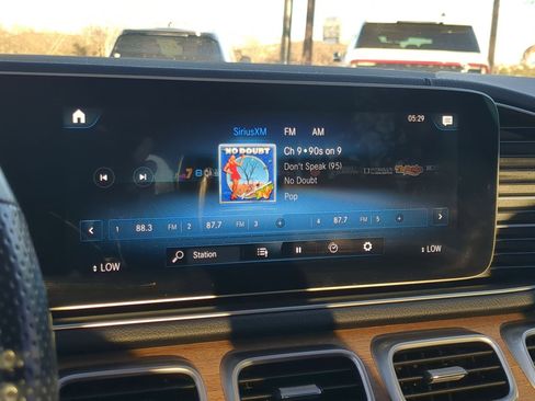 Used 2023 Mercedes-Benz GLS 450 4MATIC w/ AMG Line Exterior image 15