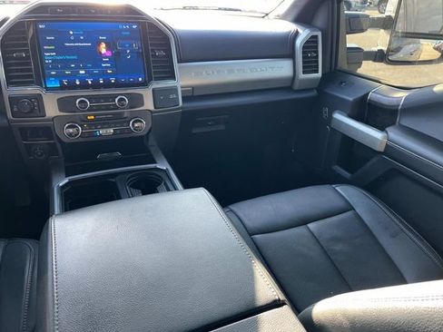 Used 2022 Ford F250 Lariat w/ Lariat Ultimate Package image 16