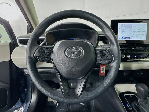 Used 2024 Toyota Corolla LE image 15