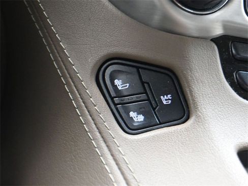 Used 2016 GMC Yukon SLT w/ Open Road Package image 20