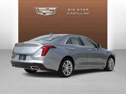 Used 2026 Cadillac CT4 Luxury RWD image 5