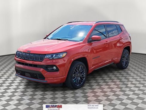 Used 2022 Jeep Compass Limited image 2