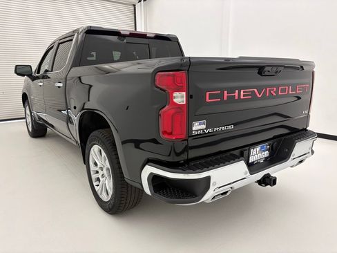 Used 2023 Chevrolet Silverado 1500 LTZ AWD/4WD image 28