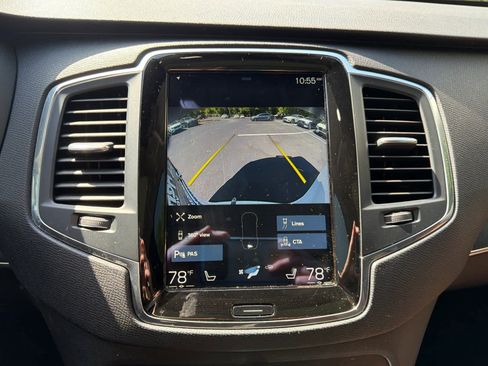 Used 2020 Volvo XC90 T6 Momentum image 32