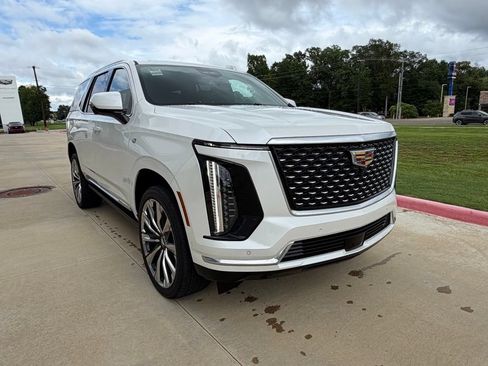 Used 2025 Cadillac Escalade Premium Luxury w/ Touring Package AWD/4WD image 7