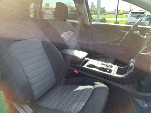 Certified 2023 Ford Edge SE w/ Black Appearance Package AWD/4WD image 12