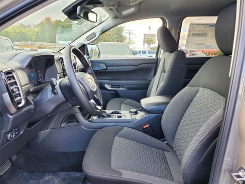 New 2025 Ford Ranger XLT w/ FX4 Off-Road Package image 8
