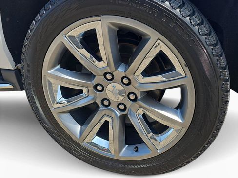 Used 2016 Chevrolet Suburban LTZ AWD/4WD image 9