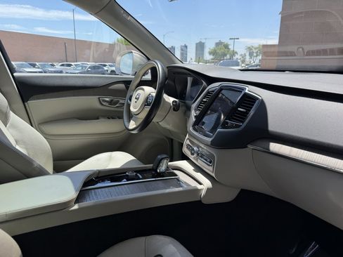 Used 2023 Volvo XC90 T8 Plus w/ Protection Package Premier AWD/4WD image 44