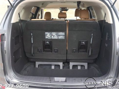 Used 2024 Kia Carnival LX image 16