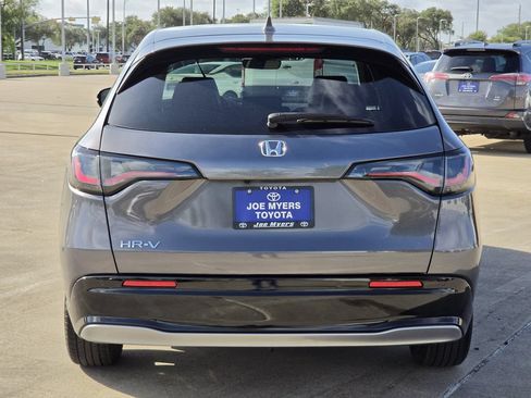 Used 2025 Honda HR-V EX-L image 8