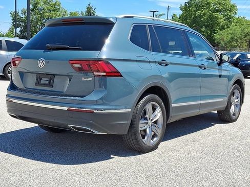 Used 2020 Volkswagen Tiguan SEL AWD/4WD image 9
