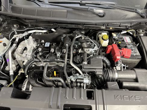 New 2025 Nissan Kicks SV w/ SV Premium Package image 28