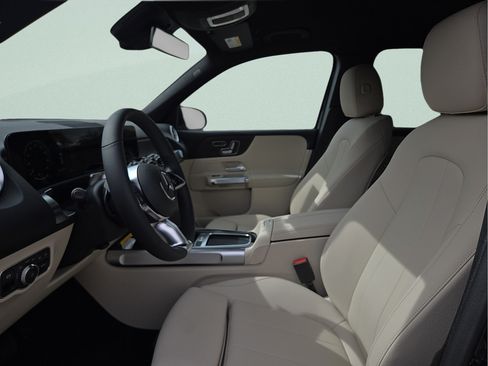 New 2026 Mercedes-Benz GLB 250 image 15