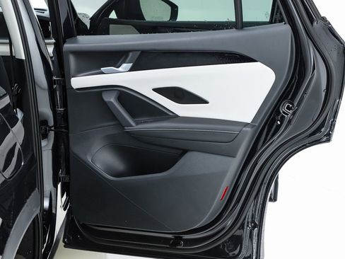 New 2026 Volkswagen Tiguan SE AWD/4WD image 70