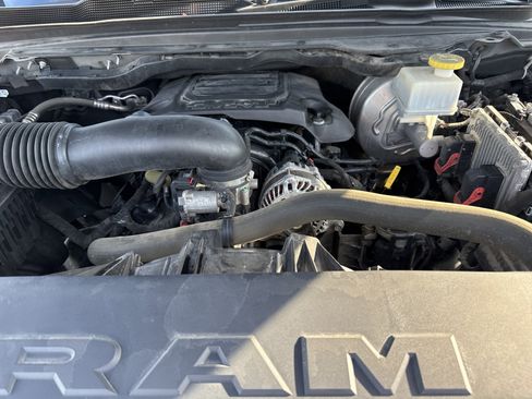 Used 2021 RAM 1500 Big Horn AWD/4WD image 32