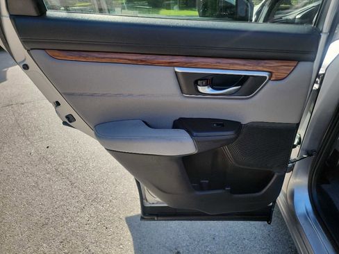 Used 2018 Honda CR-V EX image 24