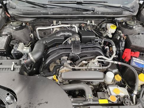 Used 2021 Subaru Outback Touring w/ Popular Package #2 image 9