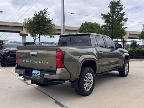 New 2026 Toyota Tacoma Limited AWD/4WD image 5