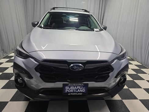Certified 2025 Subaru Crosstrek 2.5i Limited w/ Popular Package #3A image 2