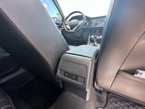 Used 2024 Volkswagen Jetta SEL FWD image 16