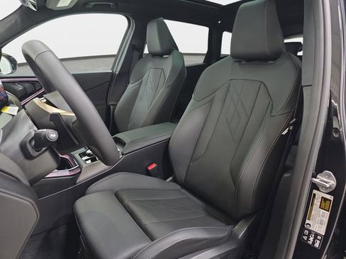 Certified 2025 BMW X3 xDrive30i image 12