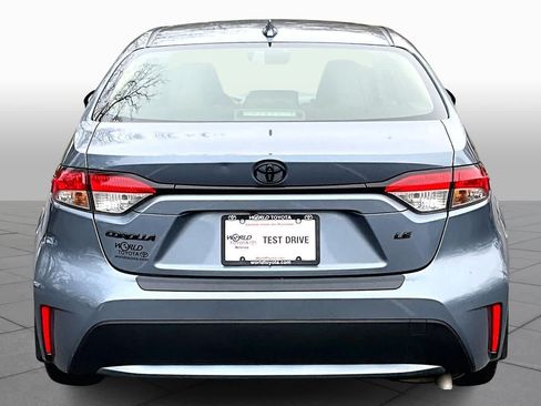 Used 2022 Toyota Corolla LE w/ Body Protection Package (TMS) FWD image 5