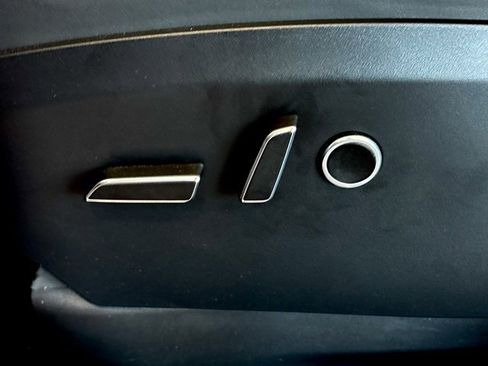 Used 2024 Tesla Model X image 13